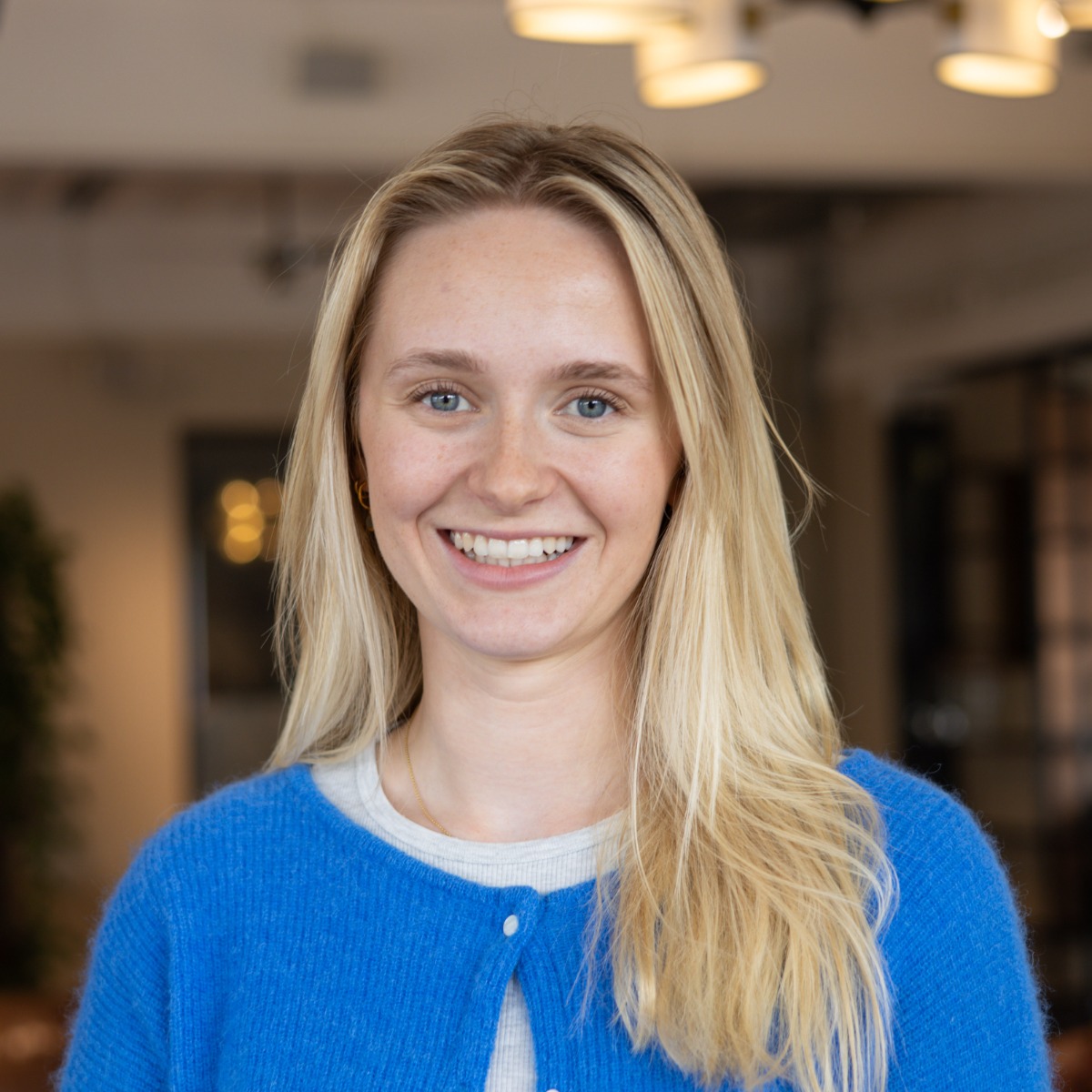 Genevieve's headshot.